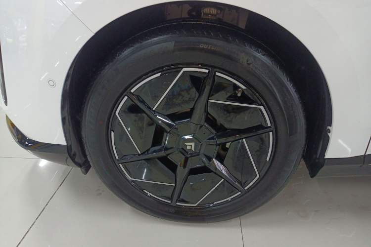 Used Hyptec HT 2024 825 Ultra-High Voltage LiDAR Edition Exterior 1