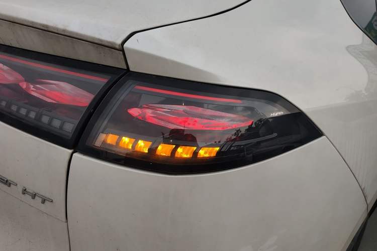 Used Hyptec HT 2024 825 Ultra-High Voltage LiDAR Edition Exterior 3