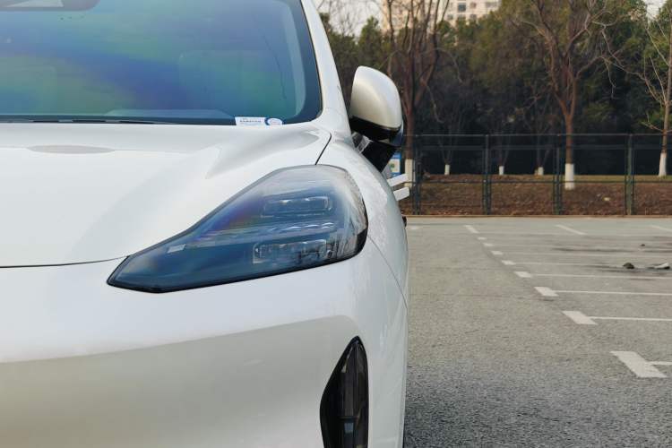 Used Hyptec HT 2024 825 Ultra-High Voltage LiDAR Edition Exterior 6