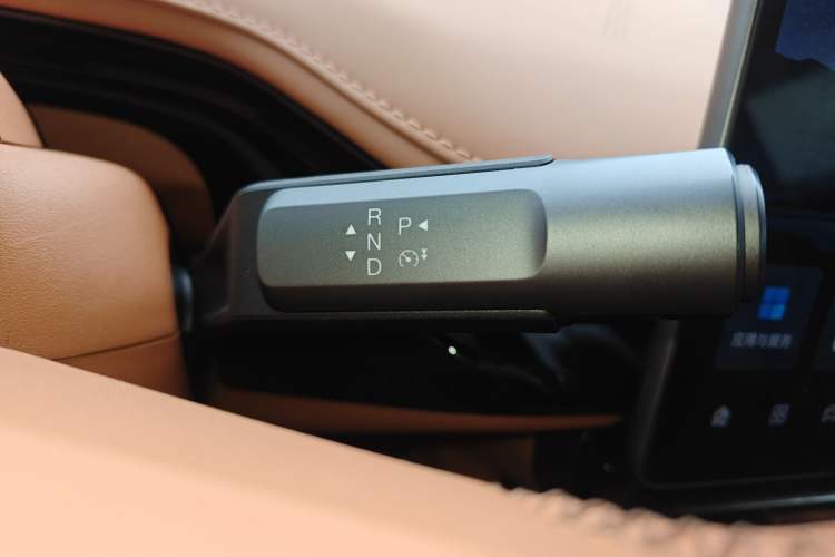 Used Hyptec HT 2024 825 Ultra-High Voltage LiDAR Edition Gear Lever