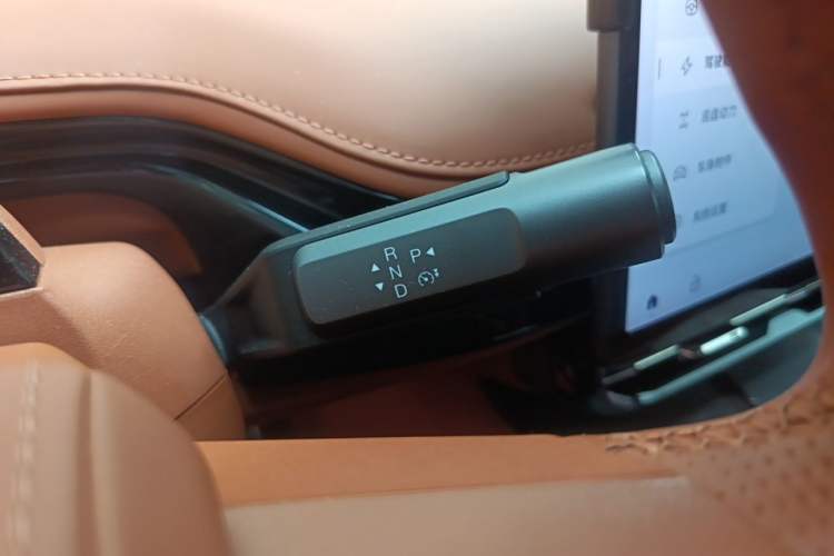 Used Hyptec HT 2024 825 Ultra-High Voltage LiDAR Edition Gear Lever