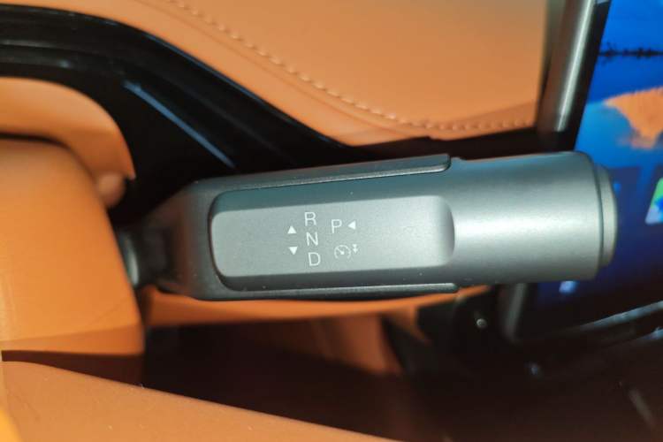 Used Hyptec HT 2024 825 Ultra-High Voltage LiDAR Edition Gear Lever