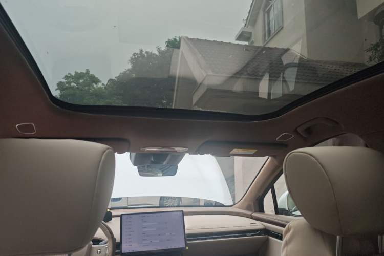 Used Hyptec HT 2024 670 Advanced Intelligent Driving Version Headliner