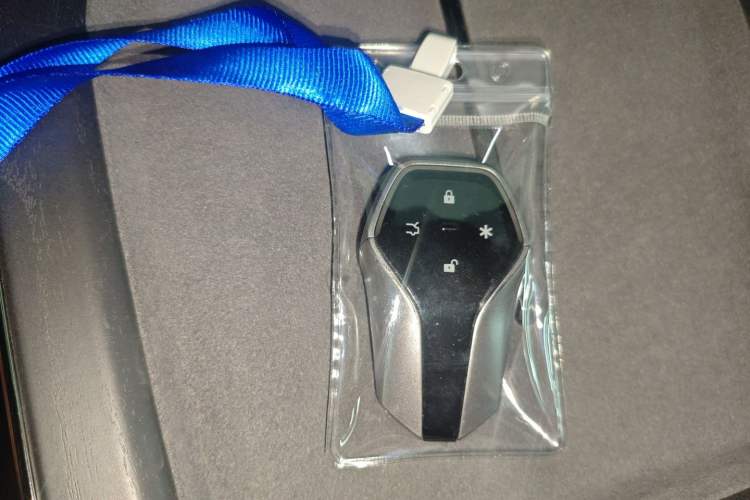Used Hyptec HT 2024 825 Ultra-High Voltage LiDAR Edition Interior 1
