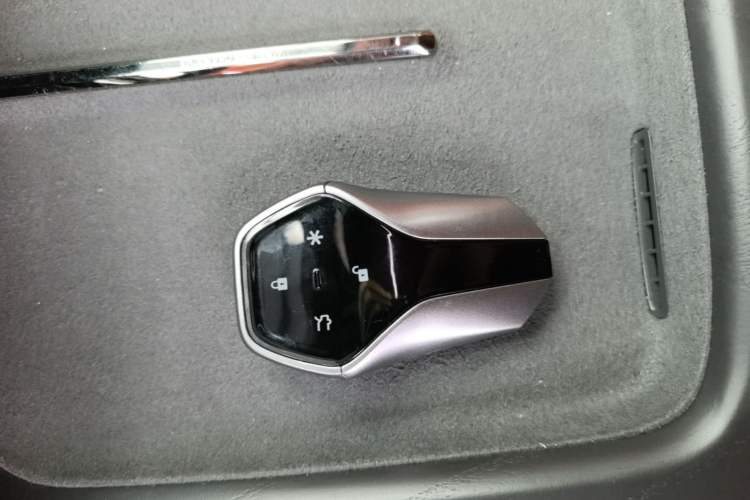 Used Hyptec HT 2024 670 Advanced Intelligent Driving Version Interior 1