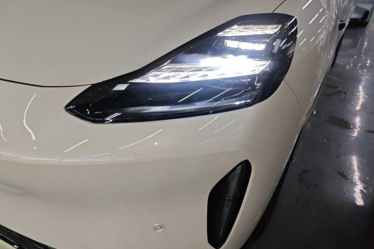 Used Hyptec HT 2024 825 Ultra-High Voltage LiDAR Edition Left Front Headlight