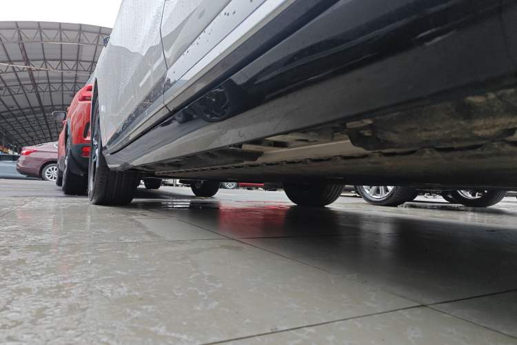 Used Hyptec HT 2024 825 Ultra-High Voltage LiDAR Edition Left Side Sill