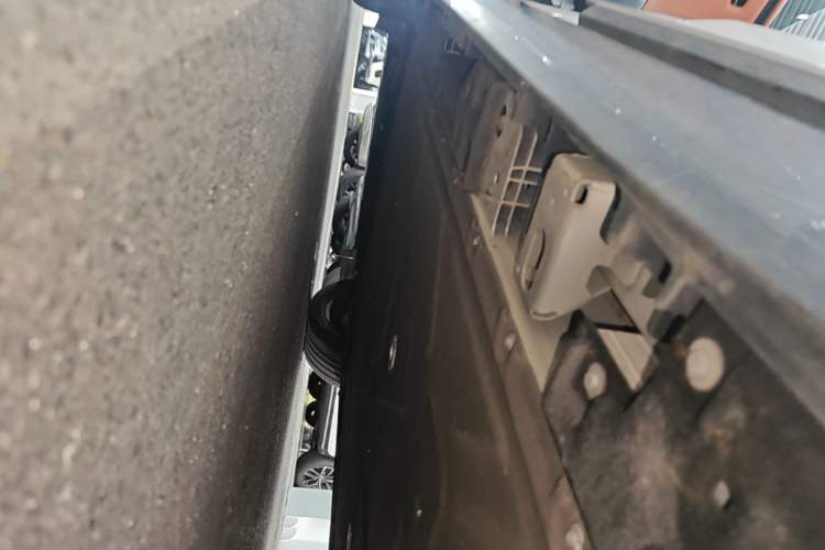 Used Hyptec HT 2024 670 Advanced Intelligent Driving Version Left Side Sill