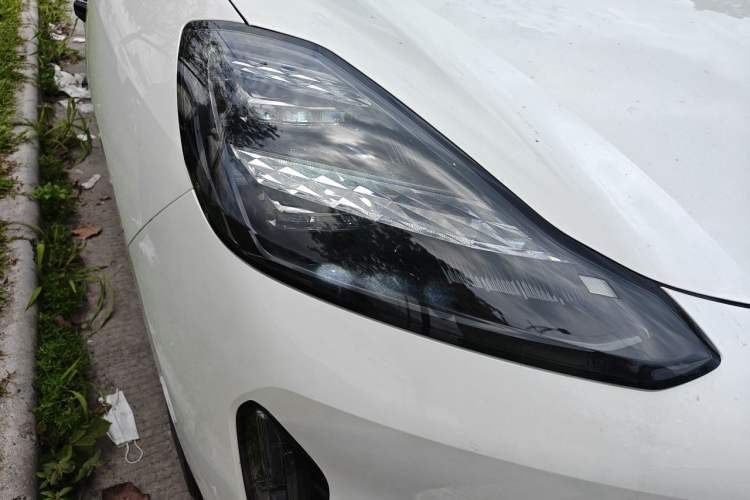 Used Hyptec HT 2024 670 Advanced Intelligent Driving Version Right Front Headlight