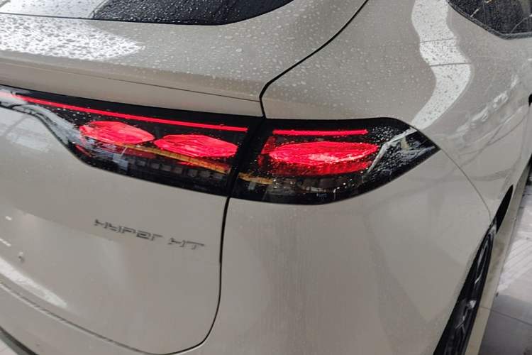Used Hyptec HT 2024 670 Ultra-High-Voltage LiDAR Edition Right Rear Taillight