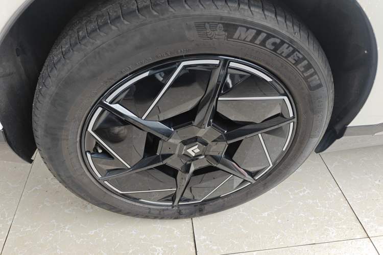 Used Hyptec HT 2024 825 Ultra-High Voltage LiDAR Edition Right Rear Wheel Hub