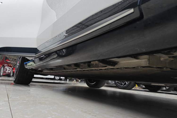 Used Hyptec HT 2024 825 Ultra-High Voltage LiDAR Edition Right Side Sill