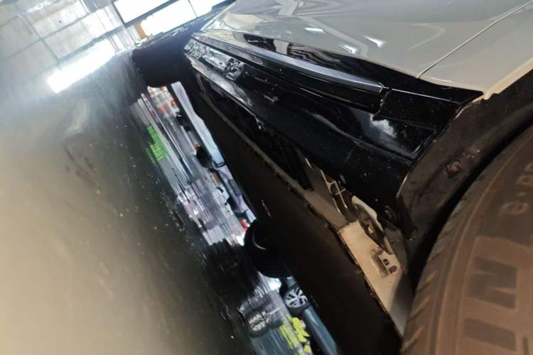 Used Hyptec HT 2024 825 Ultra-High Voltage LiDAR Edition Right Side Sill