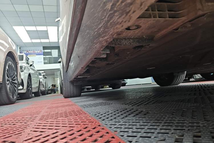 Used Hyptec HT 2024 670 Advanced Intelligent Driving Version Right Side Sill