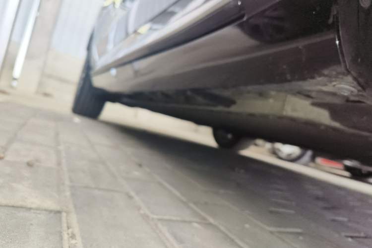 Used Hyptec HT 2025 825 Max Right Side Sill