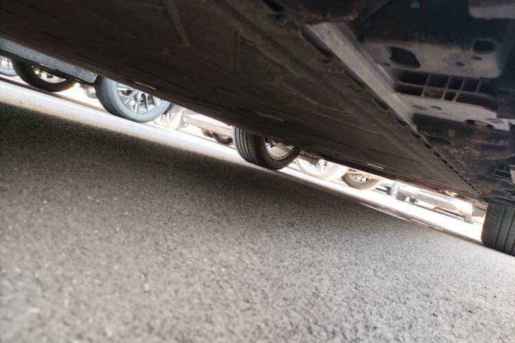 Used Hyptec HT 2025 670 Pro Chassis Rear Right