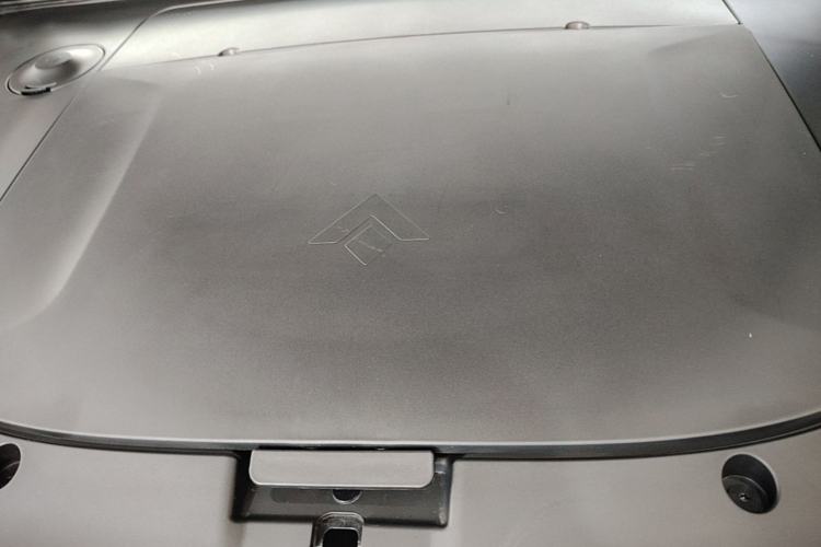 Used Hyptec HT 2025 825 Max Engine Bay