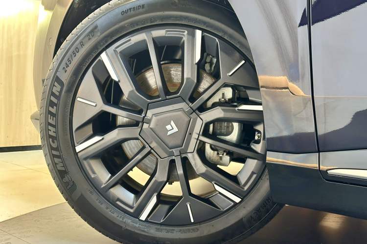 Used Hyptec HT 2025 825 Max Exterior 8