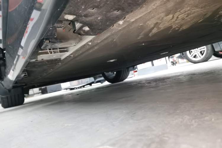 Used Hyptec HT 2025 670 Pro Left Side Sill