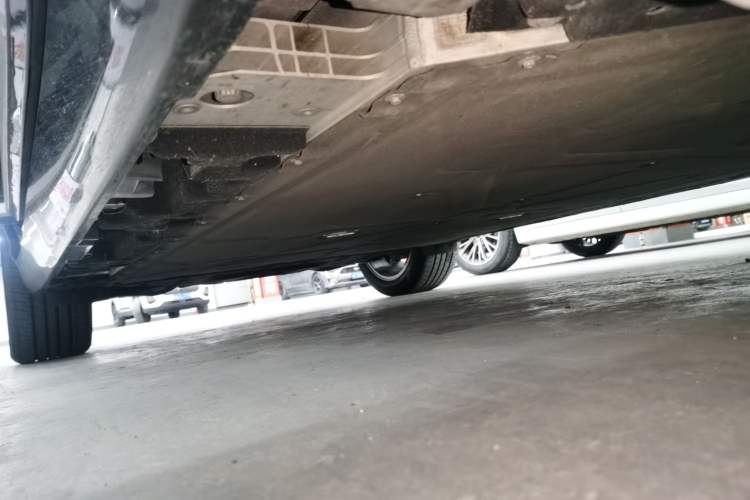 Used Hyptec HT 2025 670 Pro Right Side Sill