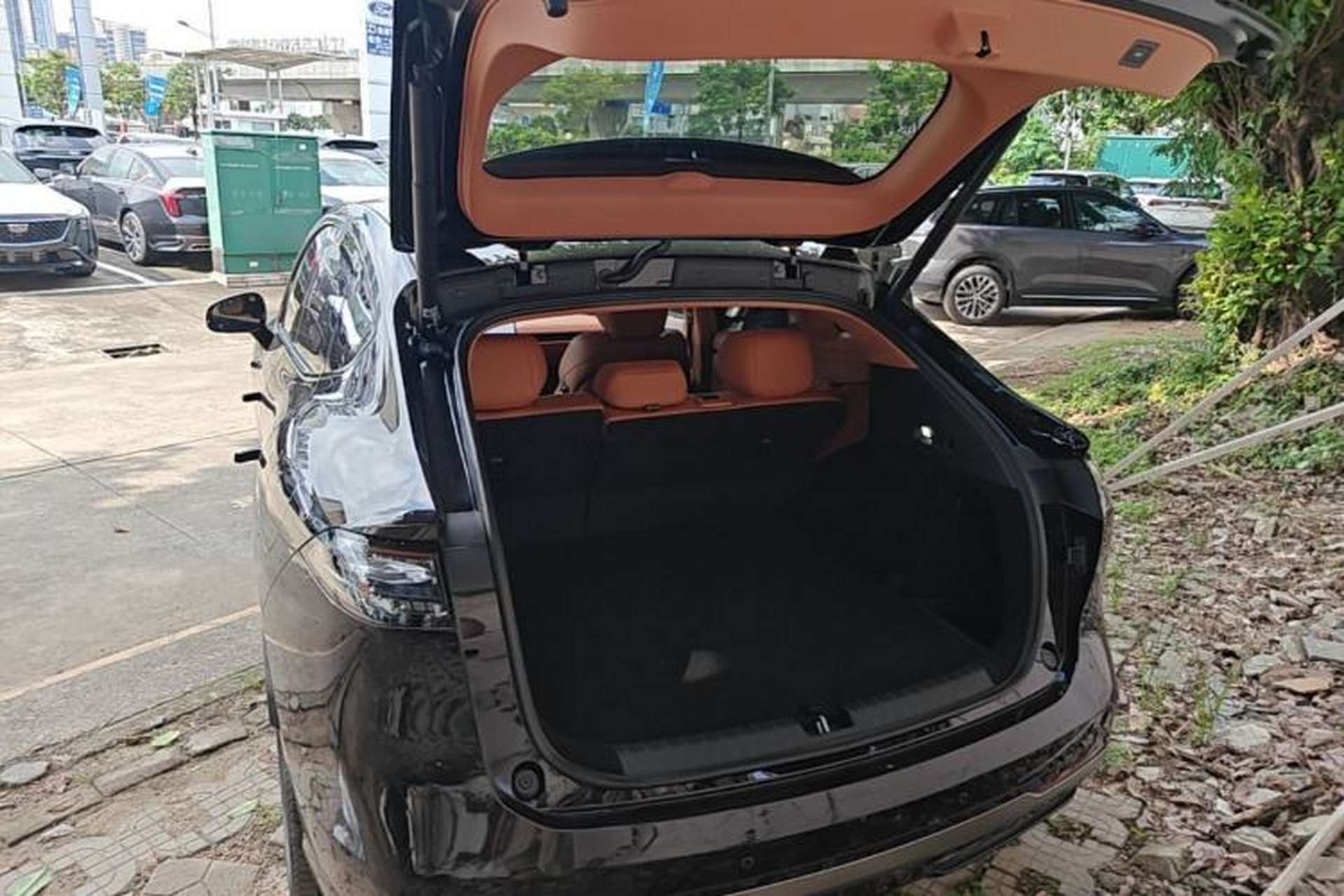 Used Hyptec HT 2025 825 Max Trunk