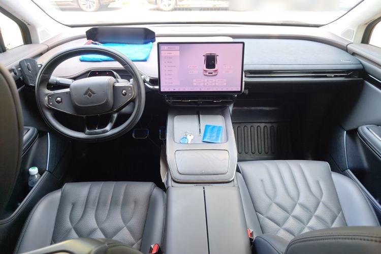 Used Hyptec HT 2025 670 Pro Center Console
