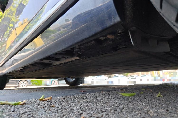 Used Hyptec HT 2025 670 Pro Chassis Rear Left