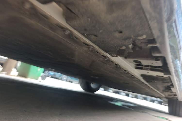 Used Hyptec HT 2025 825 Max Chassis Rear Right