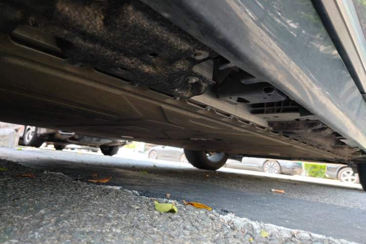 Used Hyptec HT 2025 670 Pro Chassis Rear Right