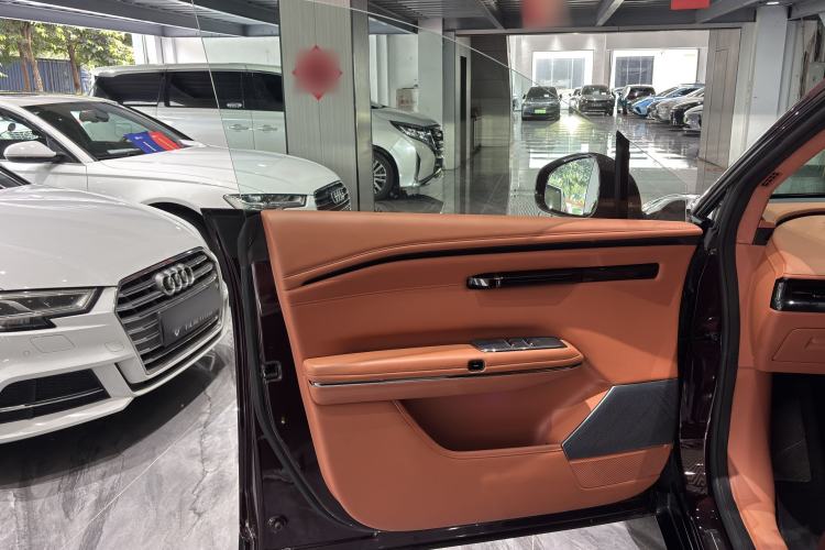 Used Hyptec HT 2025 825 Max Interior 10