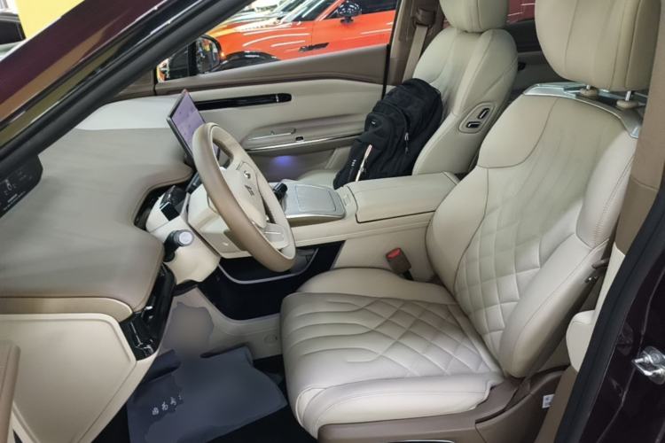 Used Hyptec HT 2025 825 Max Left Front Seat