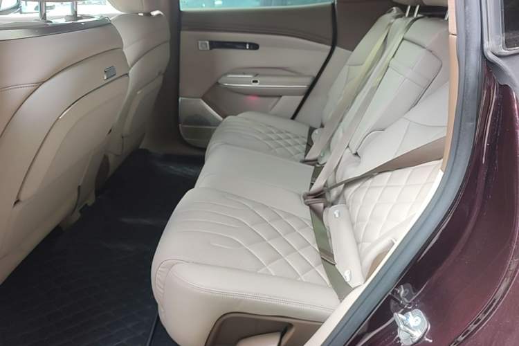 Used Hyptec HT 2025 825 Max Left Rear Seat