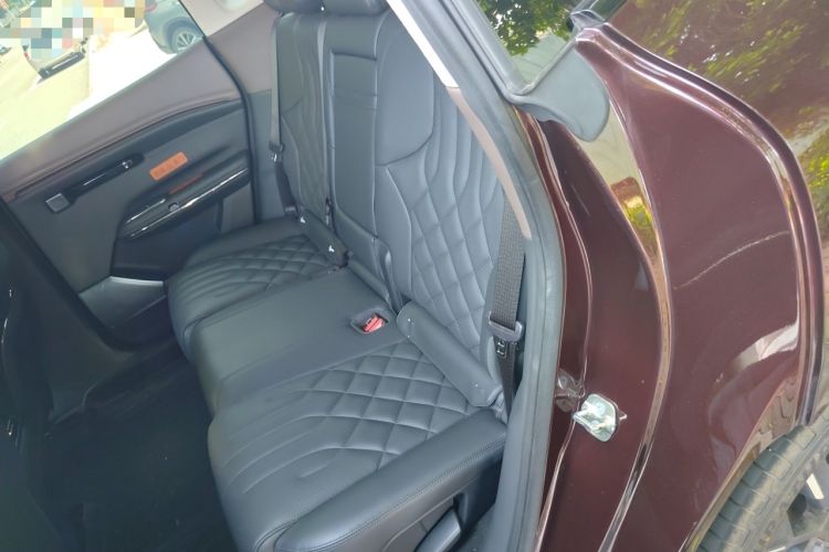 Used Hyptec HT 2025 670 Pro Left Rear Seat