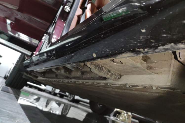 Used Hyptec HT 2025 825 Max Right Side Sill