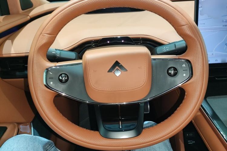 Used Hyptec HT 2025 825 Max Steering Wheel