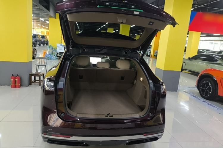 Used Hyptec HT 2025 825 Max Trunk