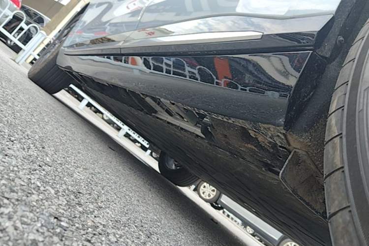 Used Hyptec HT 2025 670 Max Left Side Sill