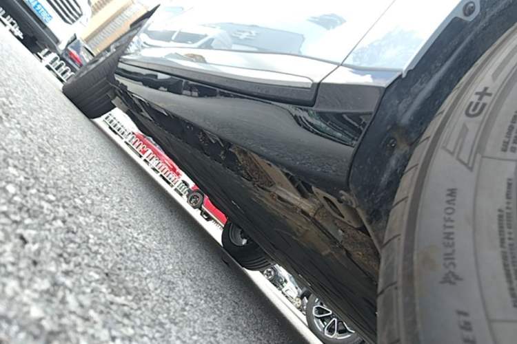 Used Hyptec HT 2025 670 Max Right Side Sill