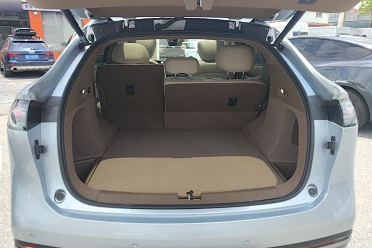 Used Hyptec HT 2025 670 Max Trunk