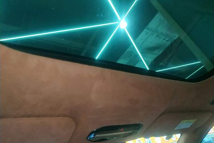Used Hyptec HT 2025 825 Max Headliner