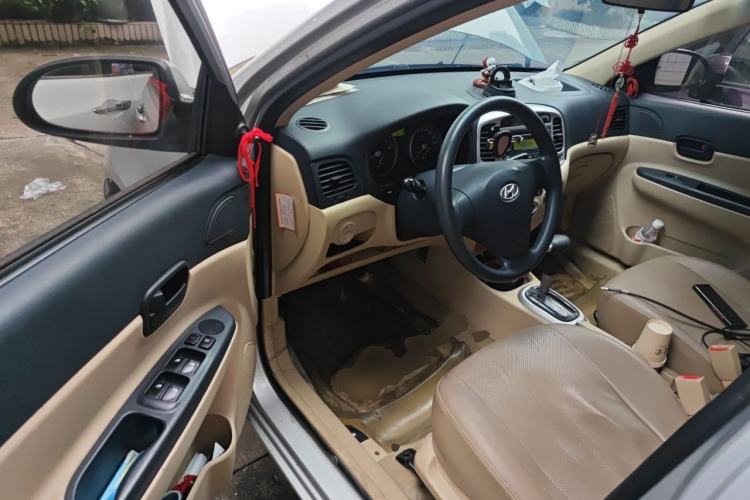 Used Hyundai Accent 2006 1.4 Automatic Comfort Model Driver Seat