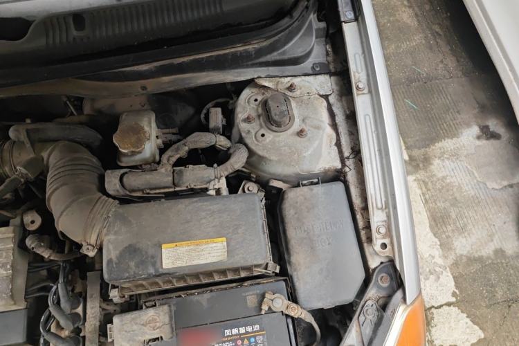 Used Hyundai Accent 2006 1.4 Automatic Comfort Model Engine Bay Left