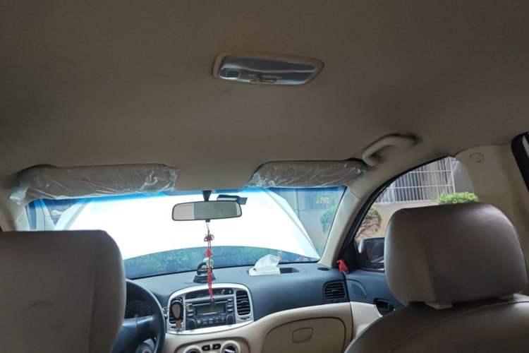Used Hyundai Accent 2006 1.4 Automatic Comfort Model Headliner