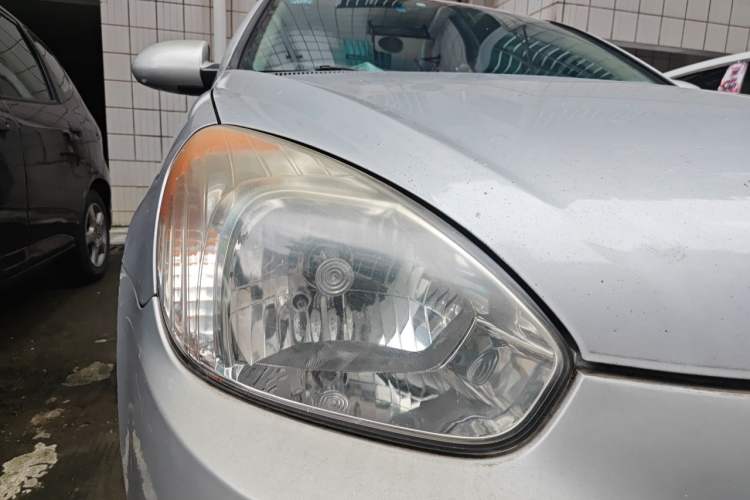 Used Hyundai Accent 2006 1.4 Automatic Comfort Model Right Front Headlight