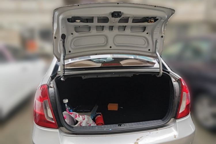 Used Hyundai Accent 2006 1.4 Automatic Comfort Model Trunk