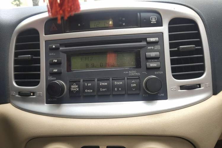Used Hyundai Accent 2008 1.4 Manual Comfort Edition Audio And AC Panel