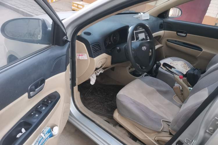 Used Hyundai Accent 2008 1.4 Manual Comfort Edition Driver Seat
