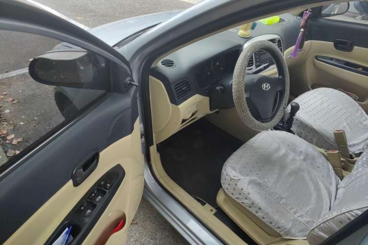 Used Hyundai Accent 2008 1.4 Manual Comfort Edition Driver Seat