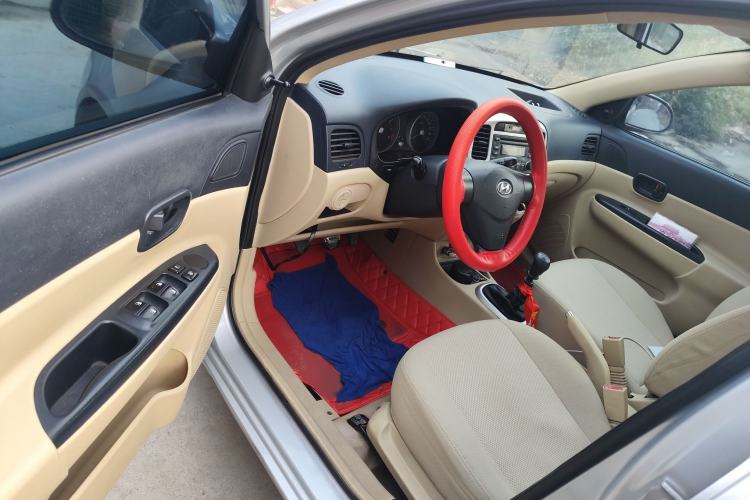 Used Hyundai Accent 2008 1.4 Manual Comfort Edition Driver Seat