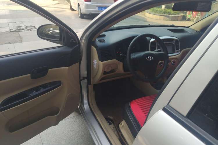 Used Hyundai Accent 2008 1.4 Manual Comfort Edition Driver Seat